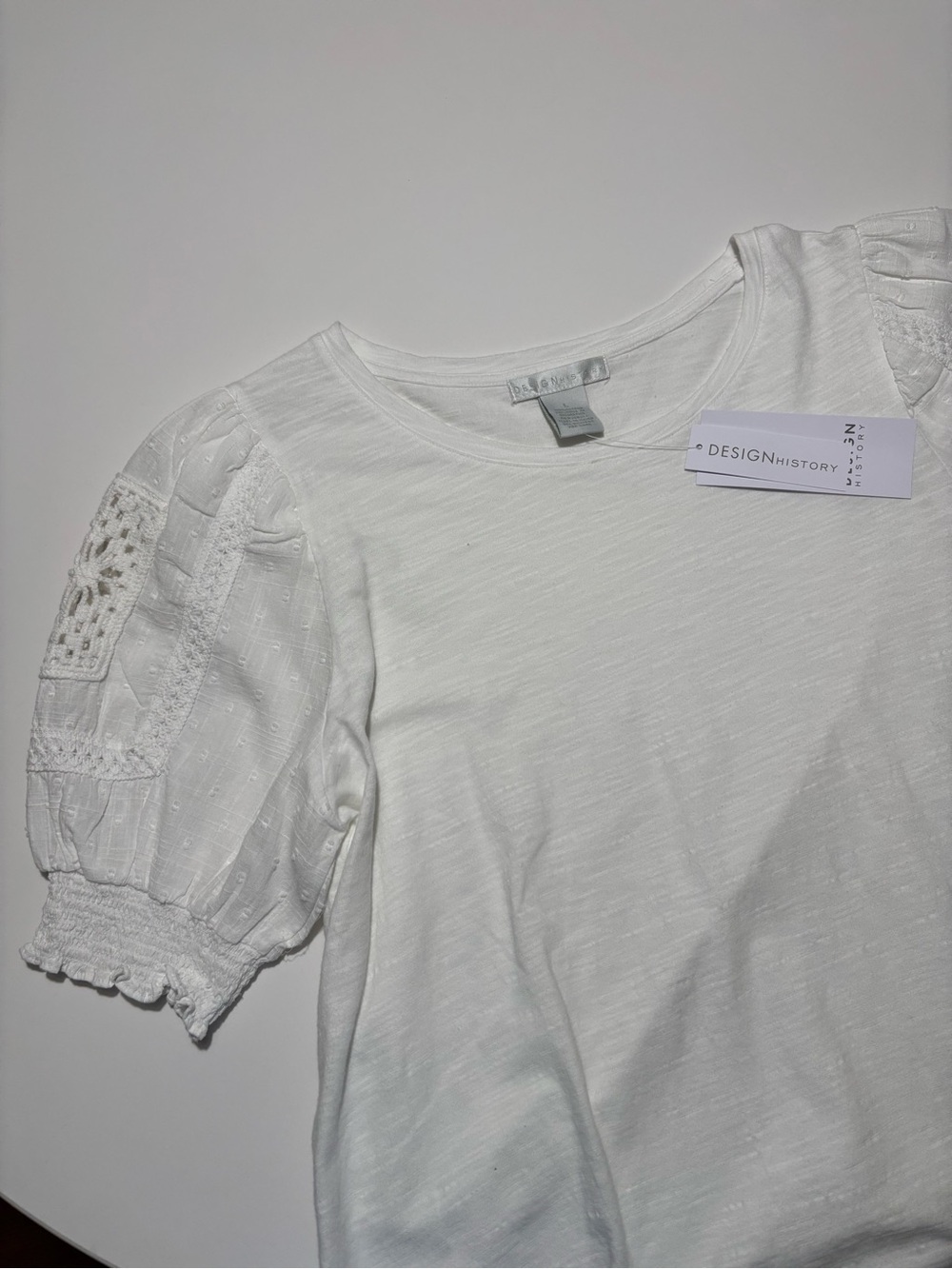Design History White NWT Cotton Crochet Boho Puff Sleeve T-Shirt